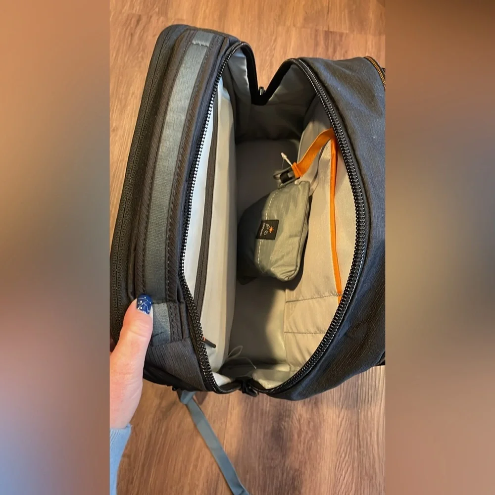 NEW Lowepro Fastback BP 250 AW III Camera Bag